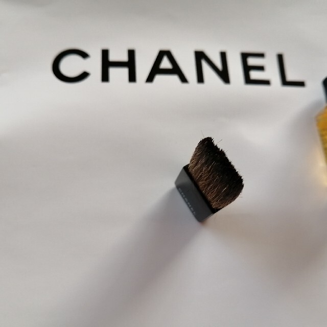 CHANEL(シャネル)の🌟CHANELチークブラシのみ🌟 コスメ/美容のベースメイク/化粧品(チーク)の商品写真