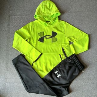 アンダーアーマー(UNDER ARMOUR)の新品！アンダーアーマー裏起毛パーカーとパンツ150(パンツ/スパッツ)