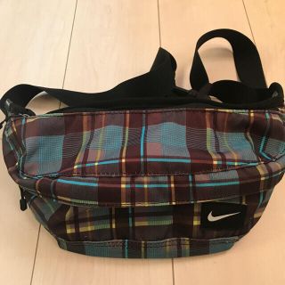 ナイキ(NIKE)のナイキ　専用です　ウエストポーチ　チェック　NIKE ボディバック(ボディバッグ/ウエストポーチ)