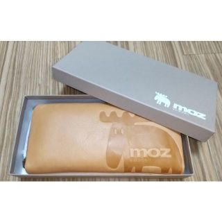 箱付 送料無料　新品　moz（モズ）　ラウンドファスナー　長財布　キャメル(財布)