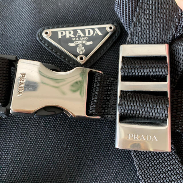 PRADA(プラダ)のお値下げ＆4/4で終了！　PRADA ナイロン　リュックサック　ブラック レディースのバッグ(リュック/バックパック)の商品写真