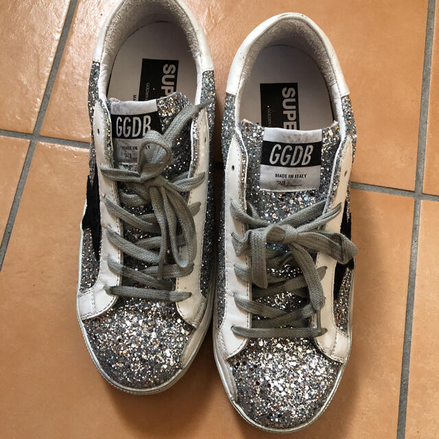 GOLDEN GOOSE - GOLDEN GOOSE ラメスニーカー super star 25cmの通販 by moco's shop