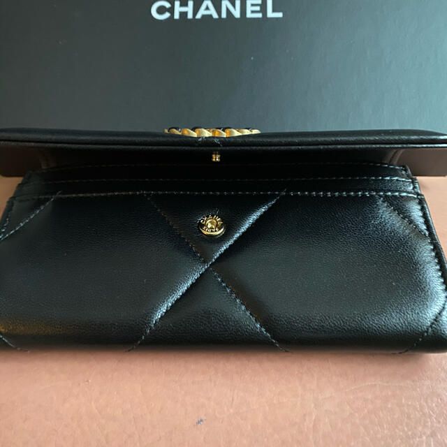 CHANEL(シャネル)の◆あゆなのまま様専用◆本物シャネル♪新品ミディアム・フラップウォレット財布◆ レディースのファッション小物(財布)の商品写真