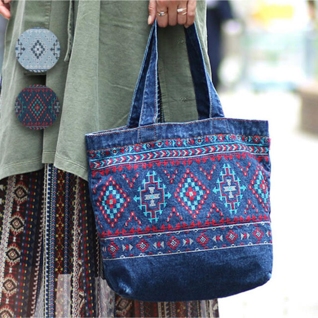 titicaca(チチカカ)のチチカカ　ナバホクロス刺繍　トートバッグ レディースのバッグ(トートバッグ)の商品写真