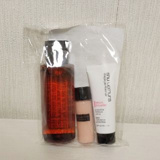 シュウウエムラ(shu uemura)のshu uemura トライアルキット（クレンジングオイル、ファンデ、ベース）(サンプル/トライアルキット)