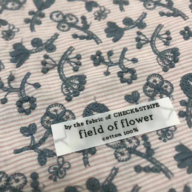 mina perhonen(ミナペルホネン)のfield of flower   stripe dawn pink  ハンドメイドの素材/材料(生地/糸)の商品写真