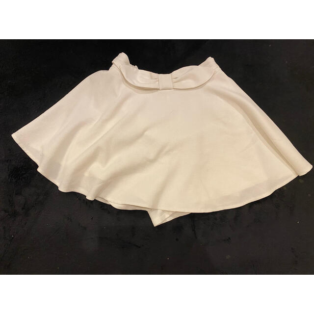 ホワイトキュロット　スカート　ミニ レディースのスカート(ミニスカート)の商品写真