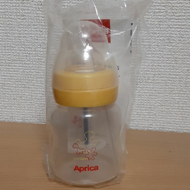 Aprica(アップリカ)の哺乳瓶　アップリカ キッズ/ベビー/マタニティの授乳/お食事用品(哺乳ビン)の商品写真