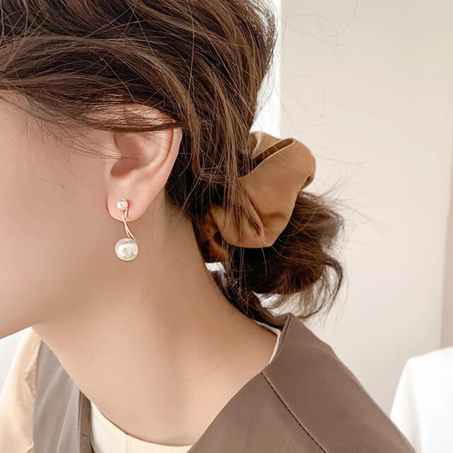 DEUXIEME CLASSE(ドゥーズィエムクラス)のcross line pearl pierce ◯18k & s925 post レディースのアクセサリー(ピアス)の商品写真