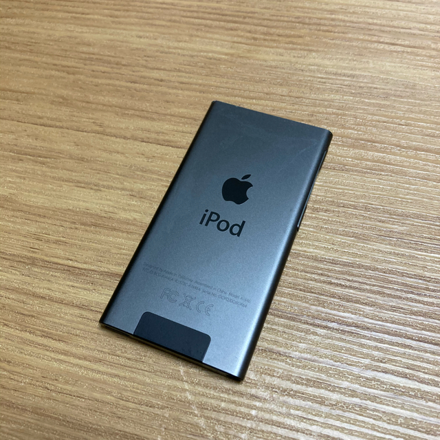 Apple(アップル)のiPod nano スマホ/家電/カメラのオーディオ機器(ポータブルプレーヤー)の商品写真