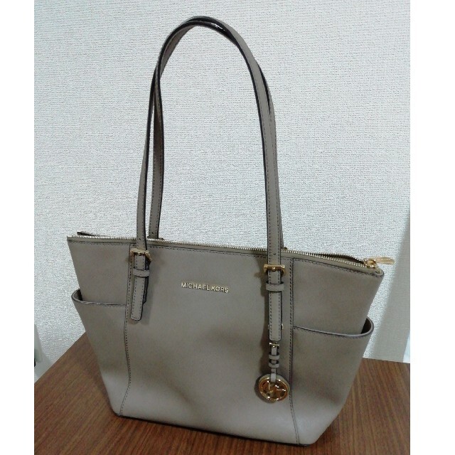 MICHAEL KORS マイケルコース