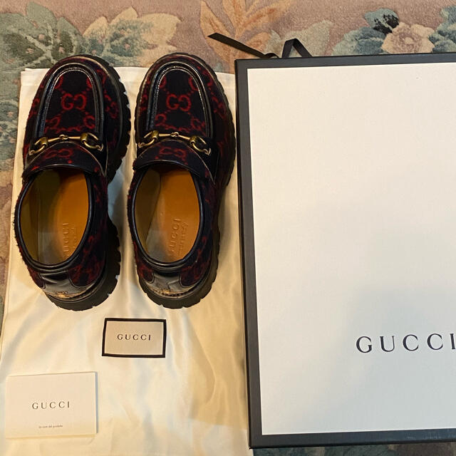 Gucci(グッチ)のグッチ ホースビットローファー GG柄 ビー BEE  6 メンズの靴/シューズ(ブーツ)の商品写真