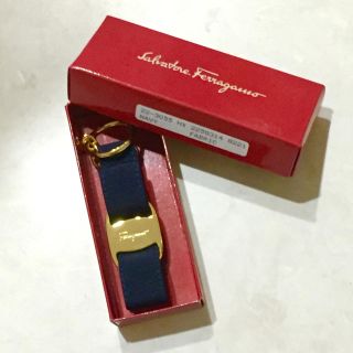 サルヴァトーレフェラガモ(Salvatore Ferragamo)の【値下げ☆新品】フェラガモ キーリング(キーホルダー)