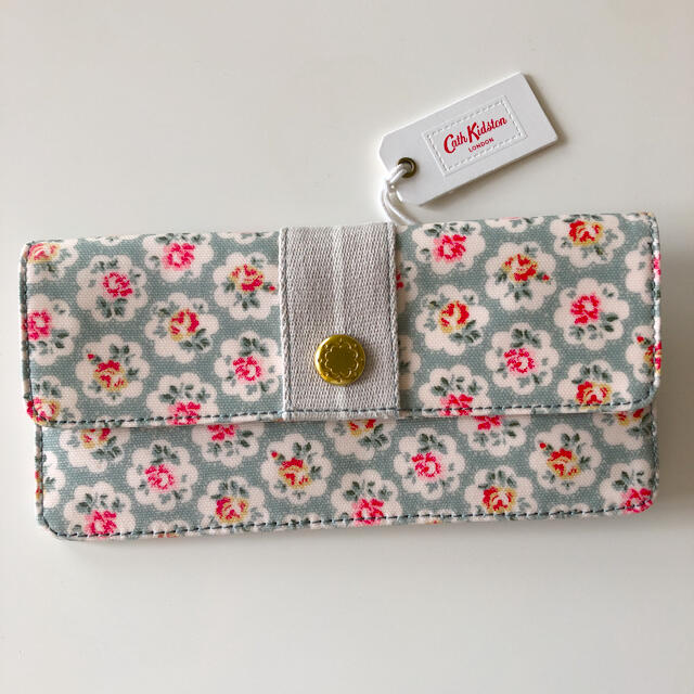 Cath Kidston(キャスキッドソン)のキャスキッドソン　財布　長財布　ウォレット　ピンク　花柄　グリーン レディースのファッション小物(財布)の商品写真