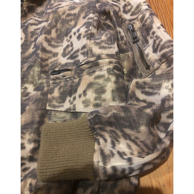AKMブルゾンヒョウ柄 メンズのジャケット/アウター(ブルゾン)の商品写真
