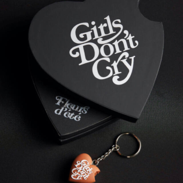 Girls Don’t Cry Bite Heart chocolate box