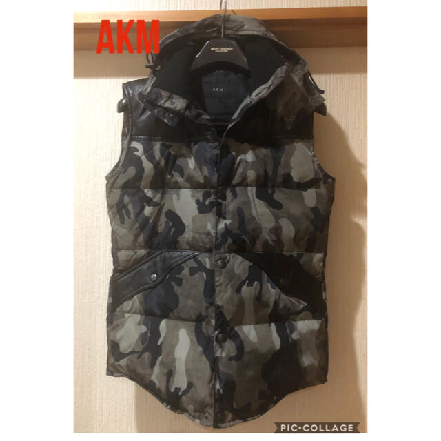 AKM迷彩ダウンベスト メンズのジャケット/アウター(ダウンベスト)の商品写真