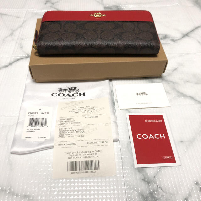 COACH(コーチ)の【新品未使用】残り１点　COACH コーチ　長財布　男女兼用 レディースのファッション小物(財布)の商品写真