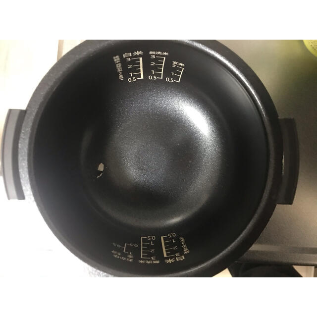 SHARP(シャープ)のシャープ炊飯器 2019年製 KS-CF05A ホワイト スマホ/家電/カメラの調理家電(炊飯器)の商品写真