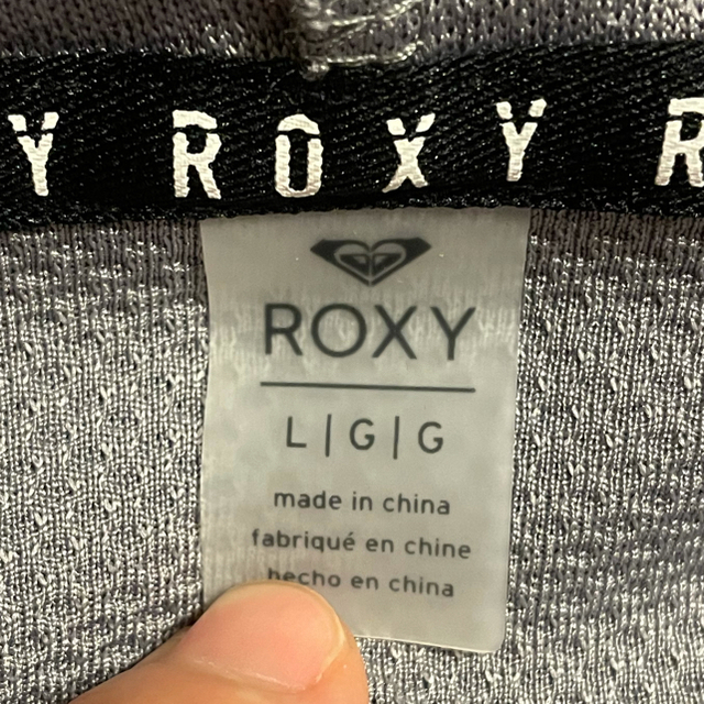 Roxy(ロキシー)の値下げ☆ROXY☆メッシュ　グレー　Lサイズ レディースのトップス(Tシャツ(半袖/袖なし))の商品写真