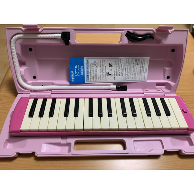 ヤマハ(ヤマハ)のヤマハ ピアニカ P-32EP ピンク 楽器の鍵盤楽器(その他)の商品写真