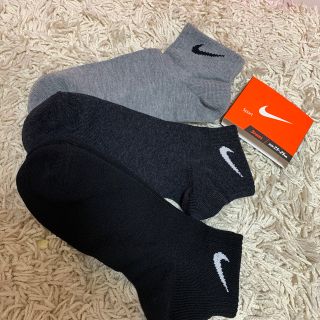 ナイキ(NIKE)のNIKE ３色ソックス(ソックス)