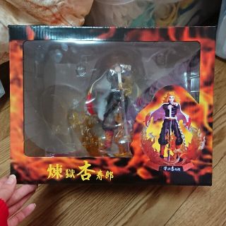 再入荷！ ラスト一点！ 最後の最終値下げ！ 鬼滅の刃 フィギュア(キャラクターグッズ)