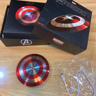 マーベル(MARVEL)のマーベル　充電器　iPhone(バッテリー/充電器)