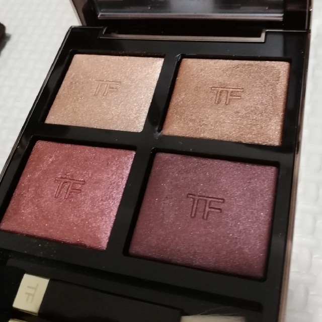 TOM FORD(トムフォード)のトムフォード　ハネムーン　アイシャドウ コスメ/美容のベースメイク/化粧品(アイシャドウ)の商品写真