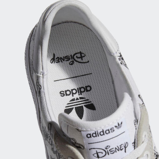 Adidas アディダス ディズニーコラボスニーカーの通販 By タクミ S Shop アディダスならラクマ Adidas アディダス ディズニーコラボスニーカーの通販 By タクミ S Shop アディダスならラクマ