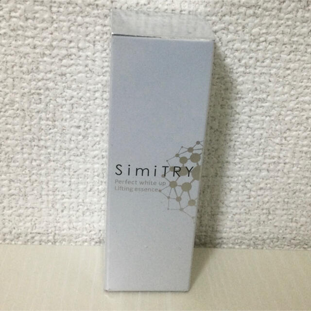 SimiTRY 薬用美白エッセンス 30ml コスメ/美容のスキンケア/基礎化粧品(美容液)の商品写真