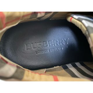 バーバリー(BURBERRY)のBURBERRY スニーカー 40(スニーカー)