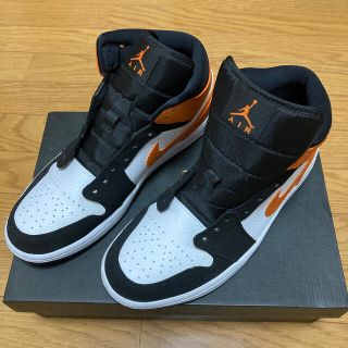 ナイキ(NIKE)のNIKE AIR JORDAN 1 MID(スニーカー)