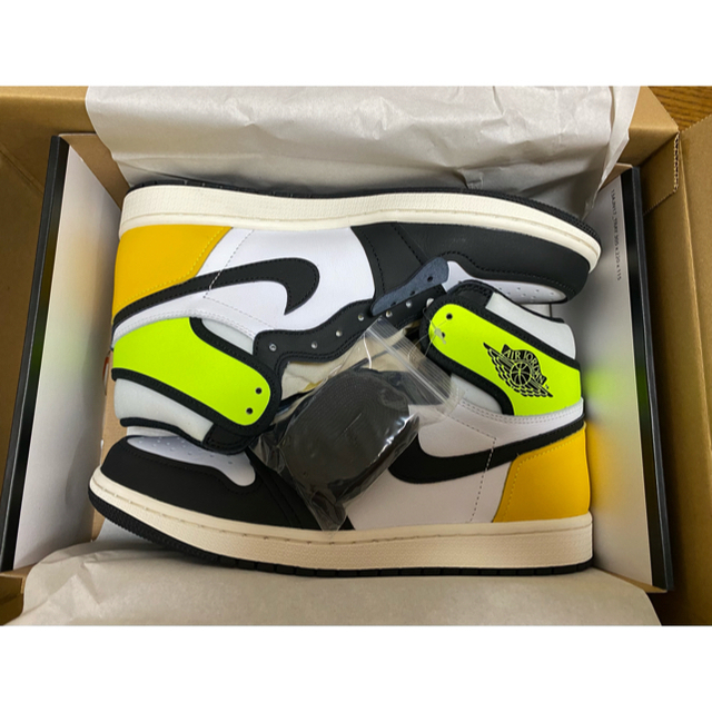 NIKE JORDAN 1 Volt Goldメンズ