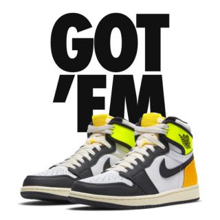 ナイキ(NIKE)のAJ1High White Black Volt University Gold(スニーカー)