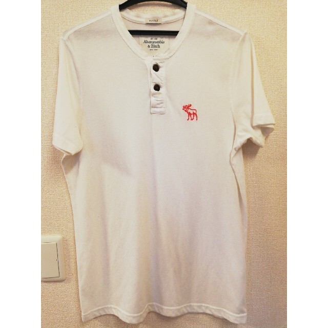 Abercrombie&Fitch(アバクロンビーアンドフィッチ)のアバクロンビー&フィッチメンズTシャツ メンズのトップス(Tシャツ/カットソー(半袖/袖なし))の商品写真