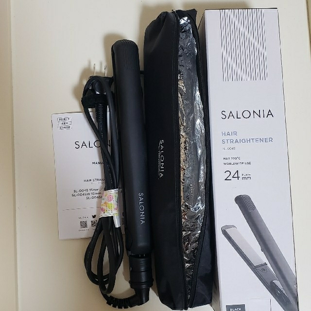 SALONIA サロニア ストレートアイロン 海外対応 24mm スマホ/家電/カメラの美容/健康(ヘアアイロン)の商品写真