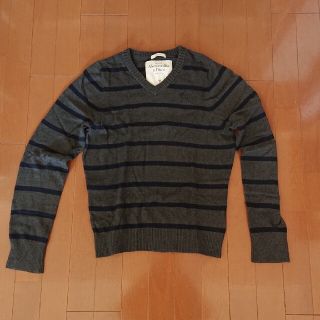 アバクロンビーアンドフィッチ(Abercrombie&Fitch)の【値下げしました】アバークロンビー セーターMサイズ(ニット/セーター)