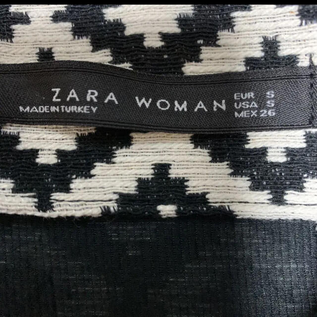 ZARA(ザラ)の柄スカート　zara レディースのスカート(ミニスカート)の商品写真