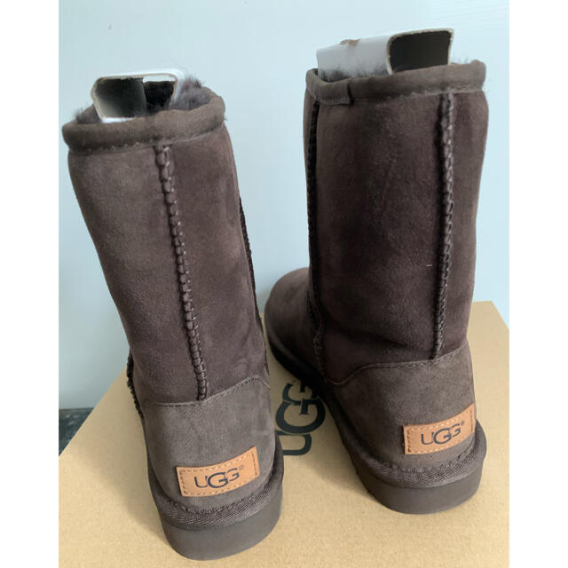 靴/シューズUGG クラッシックショートII ブーツ　未使用品