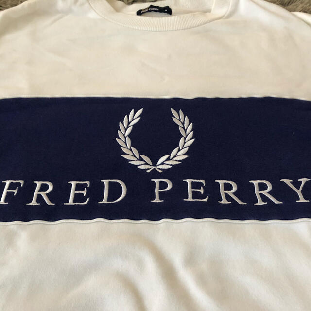 FRED PERRY(フレッドペリー)のフレッドペリー スウェット メンズのトップス(スウェット)の商品写真