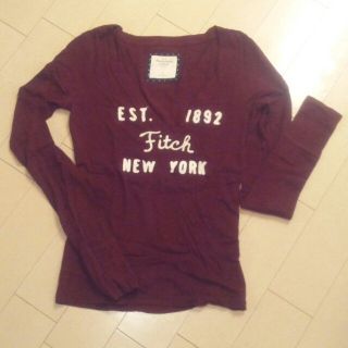 アバクロンビーアンドフィッチ(Abercrombie&Fitch)のハワイで購入☆アバクロ★ロンT未使用！(Tシャツ(長袖/七分))