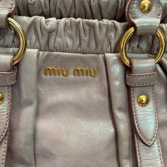 miumiu(ミュウミュウ)のMakoto様miumiuショルダーバッグ　2WAY レディースのバッグ(ショルダーバッグ)の商品写真