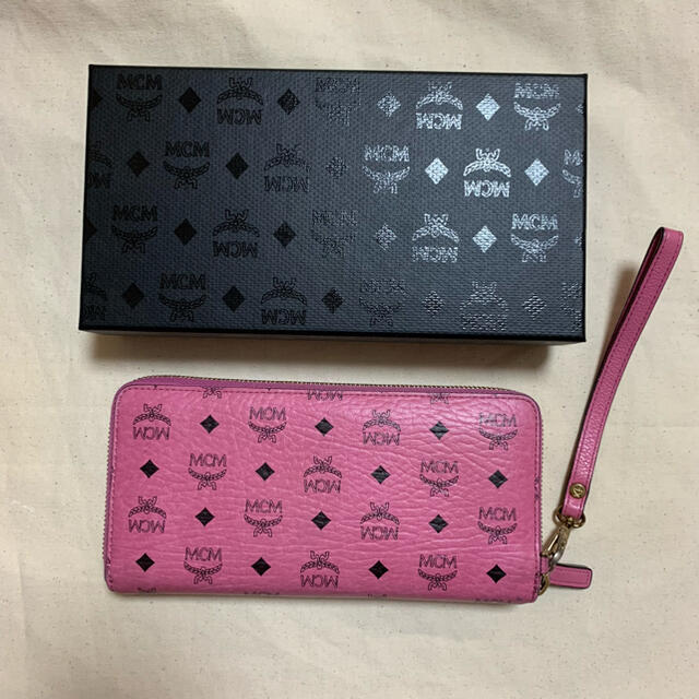 MCM(エムシーエム)のMCM 長財布　ピンク レディースのファッション小物(財布)の商品写真