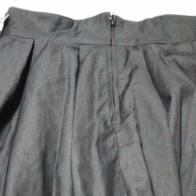 BLACK PEACE NOW(ブラックピースナウ)の【未使用】ＢＰＮ 黒無地スカート レディースのスカート(ひざ丈スカート)の商品写真