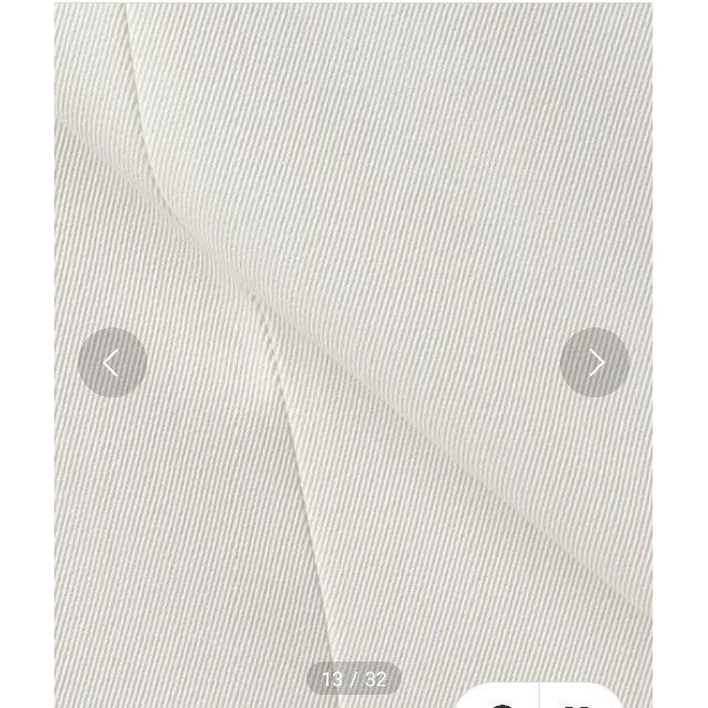 IENA(イエナ)のIENA ビッグポケット アシメントリー スカート　オフホワイト　34 レディースのスカート(ひざ丈スカート)の商品写真