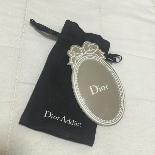 Christian Dior(クリスチャンディオール)のdior 鏡 インテリア/住まい/日用品の日用品/生活雑貨/旅行(日用品/生活雑貨)の商品写真