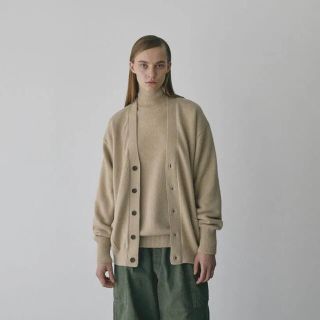 コモリ(COMOLI)のHERILL 20AW ゴールデンキャッシュカシミヤタートルニット サイズ1新品(ニット/セーター)