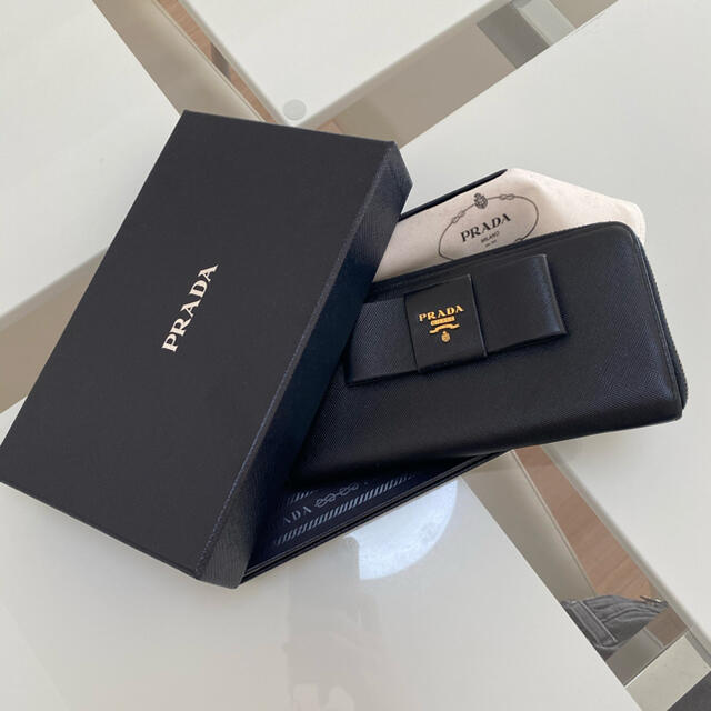マーミ様専用✩PRADA 長財布 SAFFIANO FIOCCO L字ファスナー 女性が