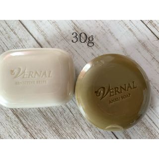 ヴァーナル(VERNAL)のヴァーナル　石けん　ミニソープセット(洗顔料)